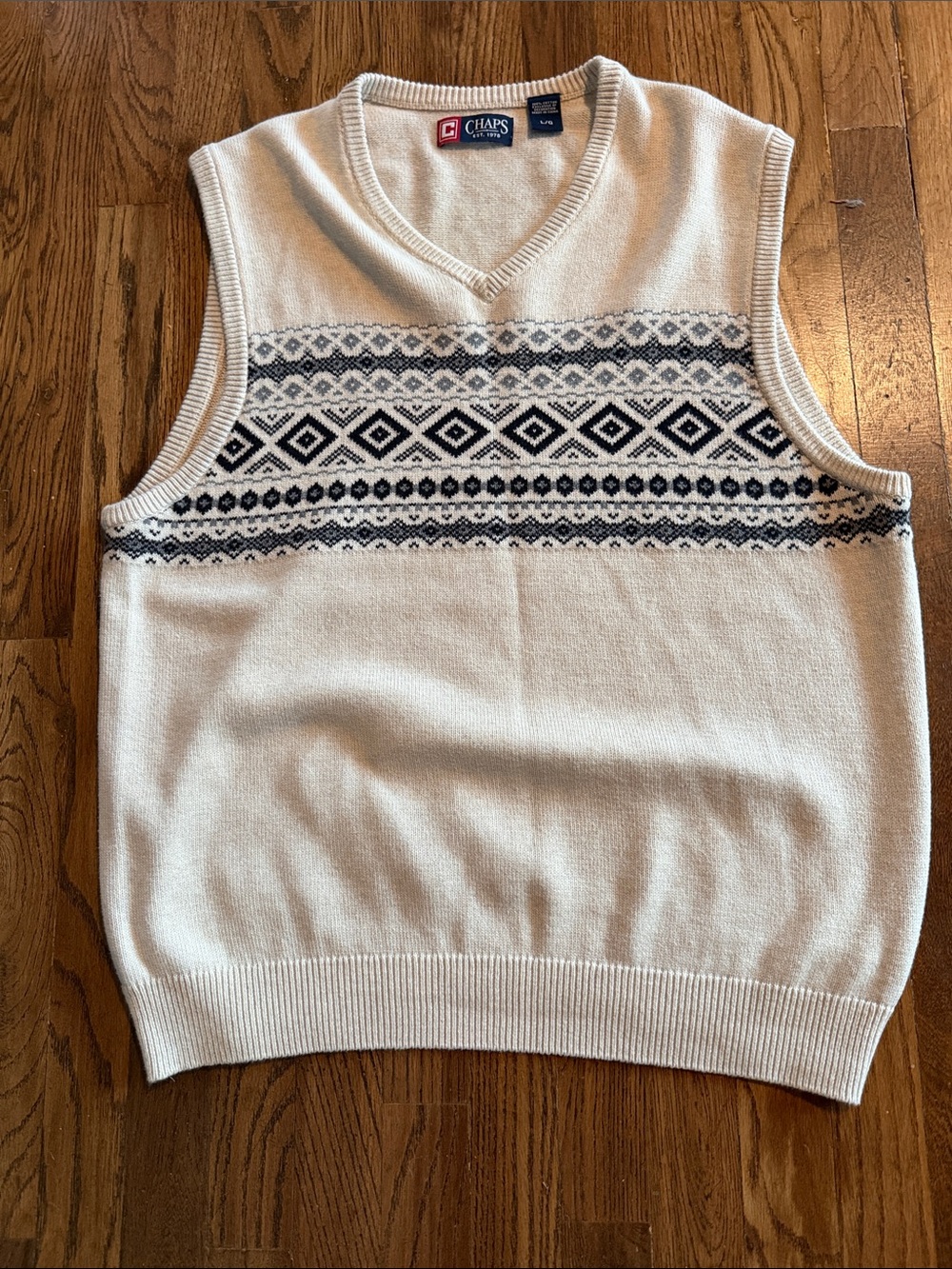 Vintage Y2K Chaps by Ralph Lauren Men's Cream Sweater Vest w Navy Fair Isle Band